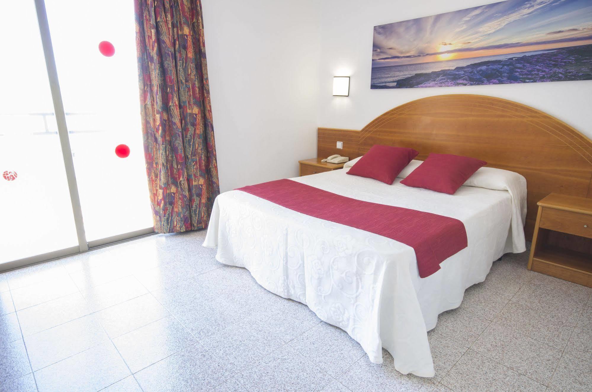 Sant Antoni de Portmany Hotel Brisa - Adults Only מראה חיצוני תמונה